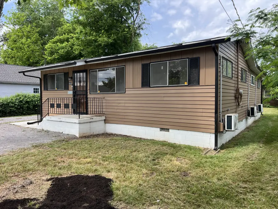 604 Carver Ave, Murfreesboro, TN 37130 - #3