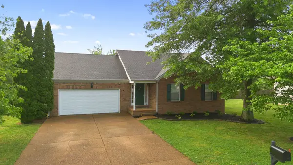 2919 Crenshaw Ct, Spring Hill, TN 37174