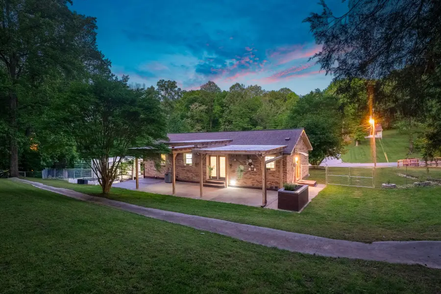 624 Bryan Rd, Clarksville, TN 37043 - #3