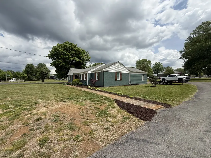 106 Carol Dr, Columbia, TN 38401 - #3