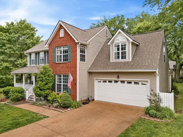 2128 Kenowick Ct, Spring Hill, TN 37174