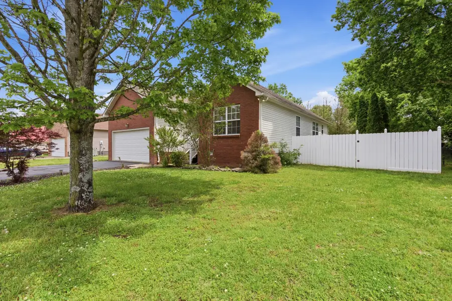 1909 Fieldstone Dr, Columbia, TN 38401 - #3