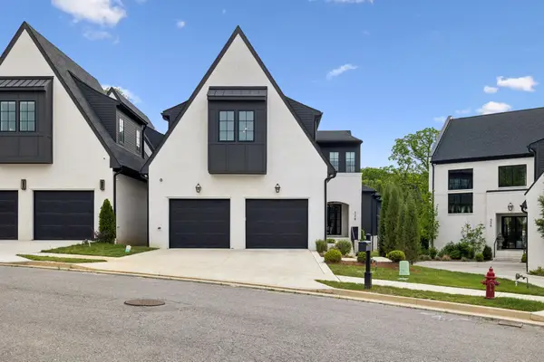 328 Kelly Glenn Ct, Brentwood, TN 37027