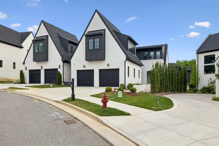 328 Kelly Glenn Ct, Brentwood, TN 37027 - #2