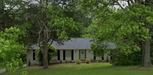 4637 Villa Green Dr, Nashville, TN 37215