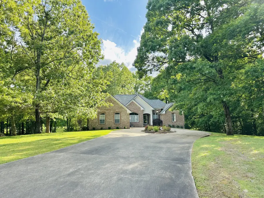 107 Legends Dr, Springville, TN 38256 - #3