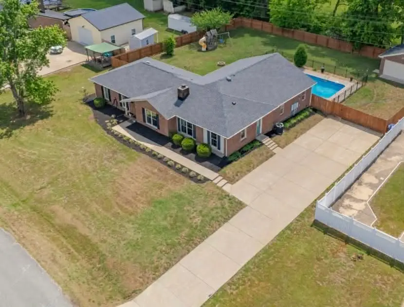 804 Redwood Cir, Columbia, TN 38401 - #2