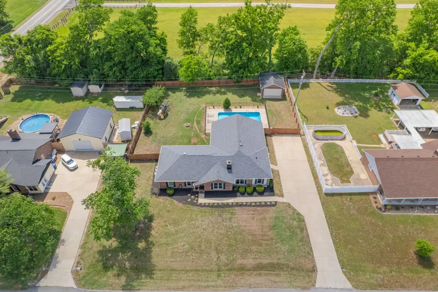 804 Redwood Cir, Columbia, TN 38401 - #3