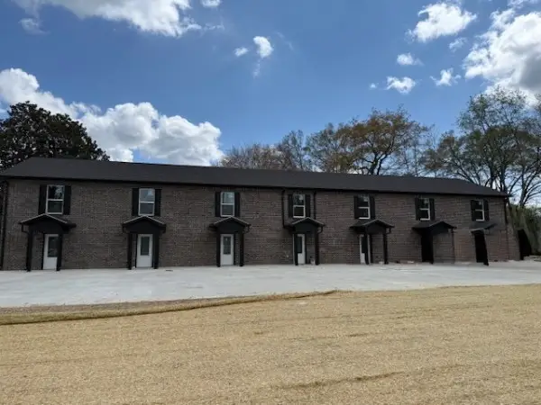 1416 E Lincoln St #2, Tullahoma, TN 37388 - #1
