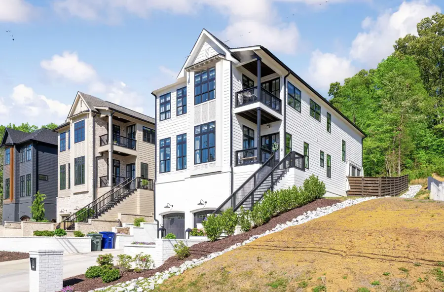 1138 Hamilton Avenue, Chattanooga, TN 37405 - #3