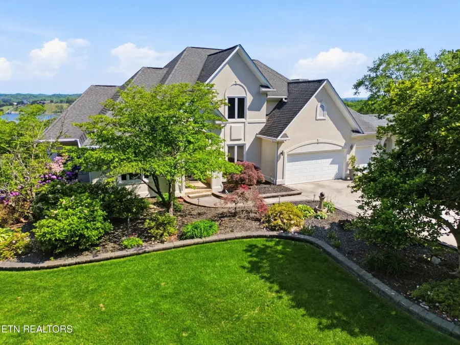 4246 Gravelly Hills Rd, Louisville, TN 37777 - #2