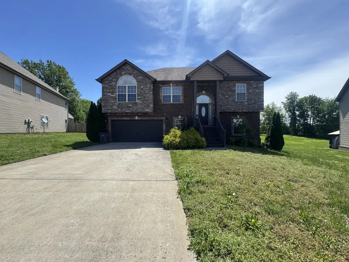 2937 Mcmanus Cir, Clarksville, TN 37042 - #1