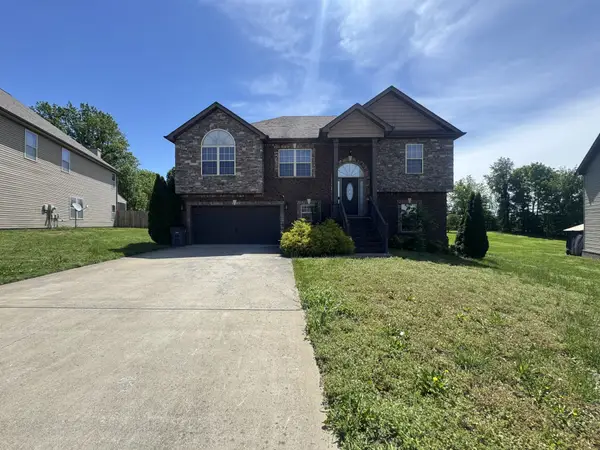 2937 Mcmanus Cir, Clarksville, TN 37042