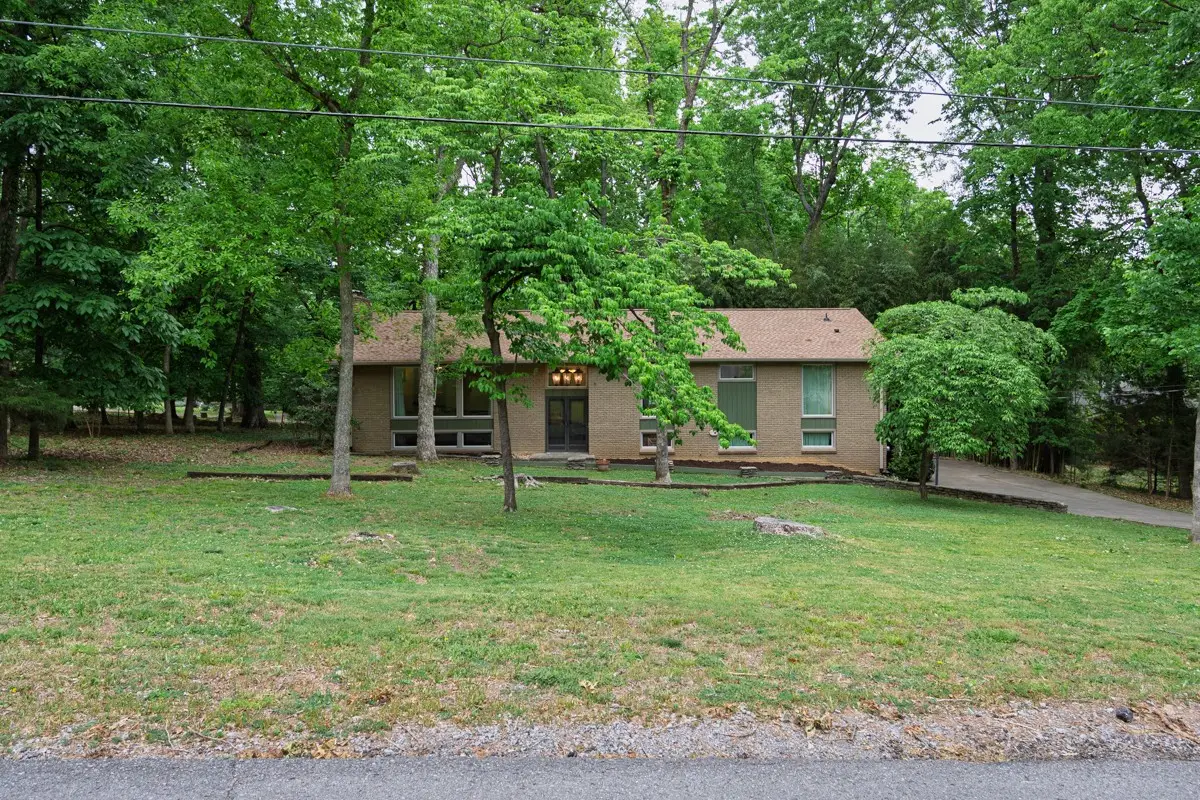 123 Trail East Drive, Hendersonville, TN 37075 - #1