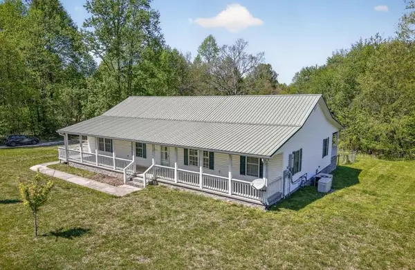 3209 Coal Bank Rd, Sparta, TN 38583