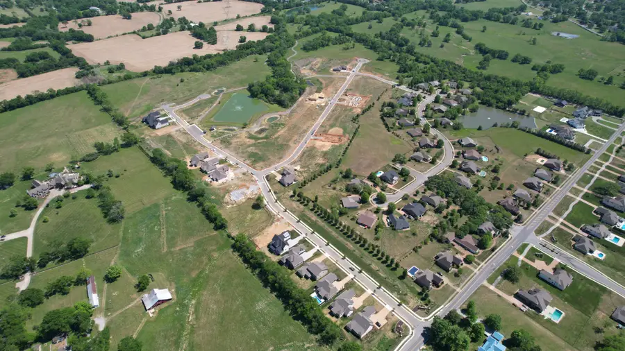 245 Bellsford Rd, Gallatin, TN 37066 - #2
