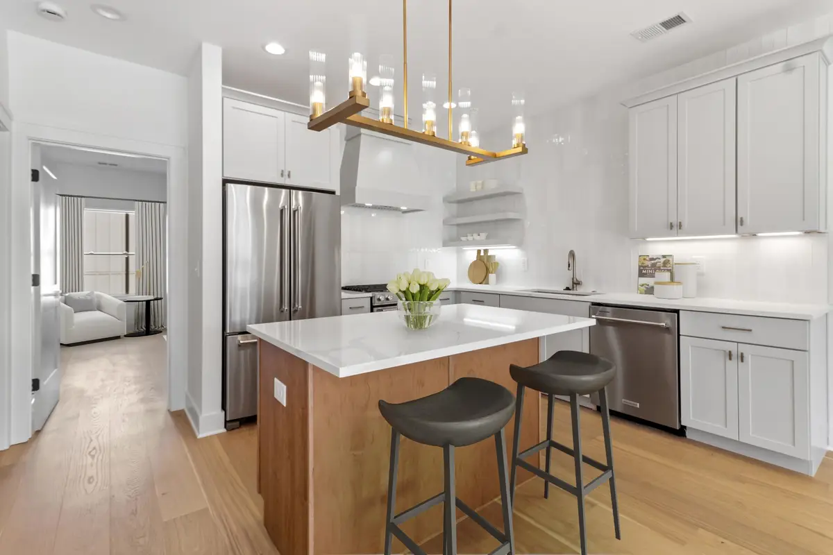 824C Watts Ln, Nashville, TN 37209 - #1