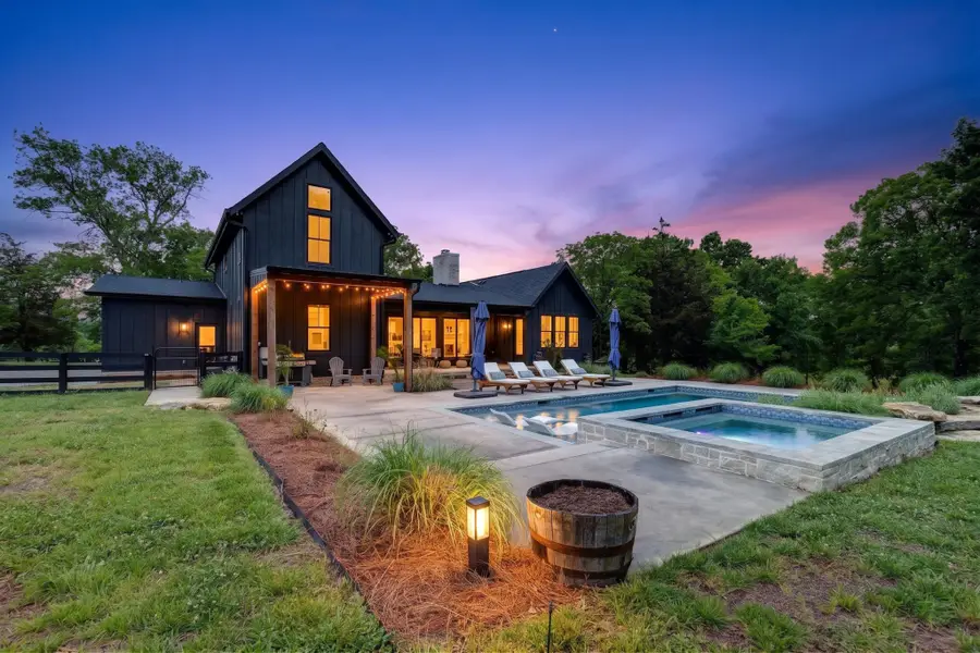 9168 Patterson Rd, Rockvale, TN 37153 - #2
