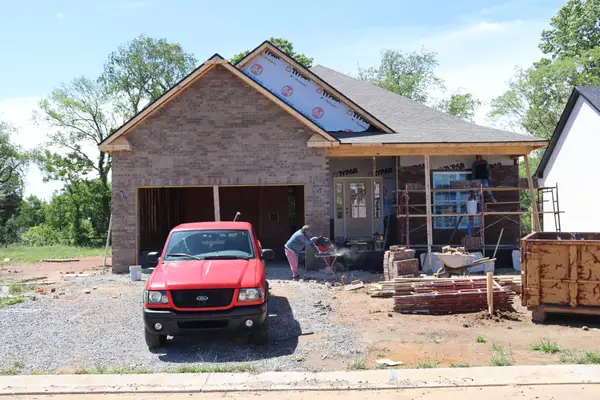 734 Southern Pine Trl, Clarksville, TN 37043