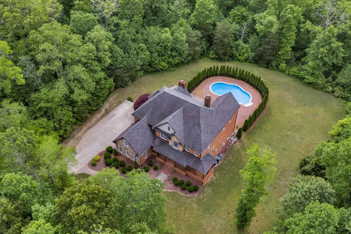 1032 Dogwood Ln, Burns, TN 37029 - #1