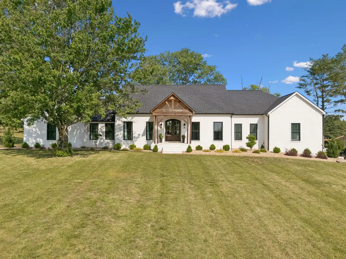 418 Rutherford Ln, Columbia, TN 38401 - #1