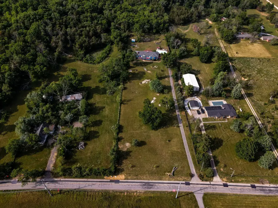 681 Brick Church Ln, Whites Creek, TN 37189 - #3