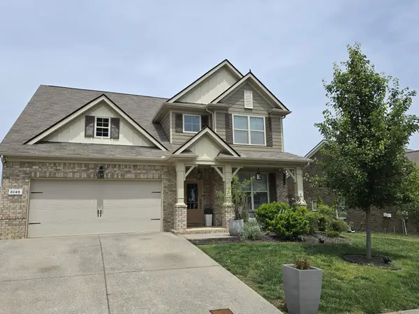 8048 Forest Hills Dr, Spring Hill, TN 37174
