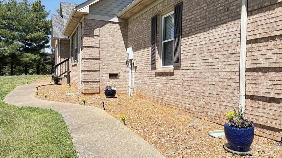 4470 Scottsville Rd, Franklin, KY 42134 - #3