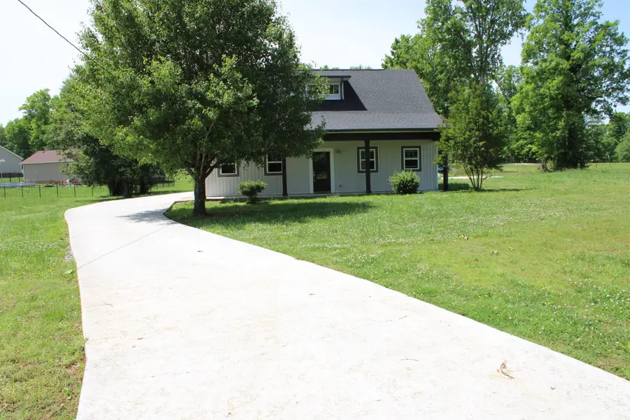6063 Mansford Rd, Winchester, TN 37398 - #2