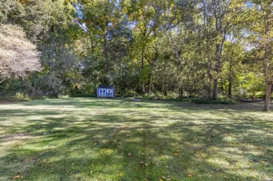 912 Hunter Ln, Clarksville, TN 37043 - #2