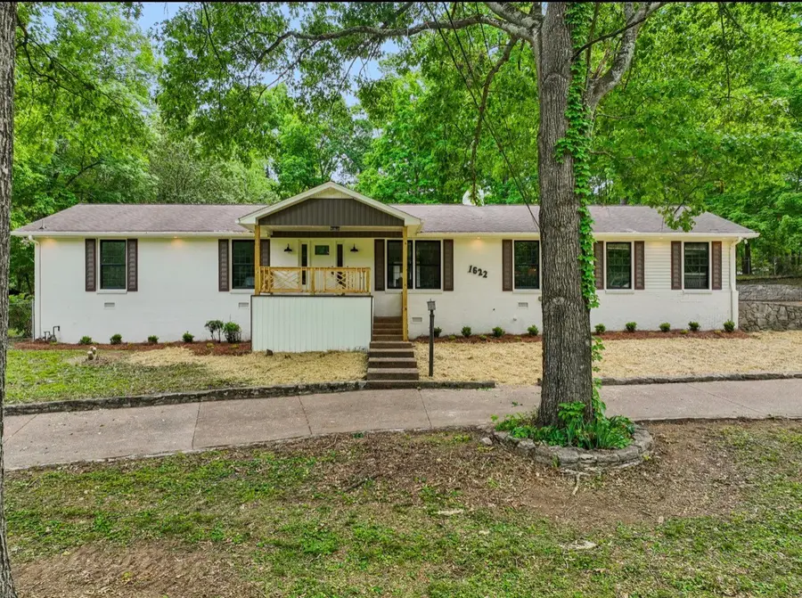 1622 Woodside Dr, Lebanon, TN 37087 - #2
