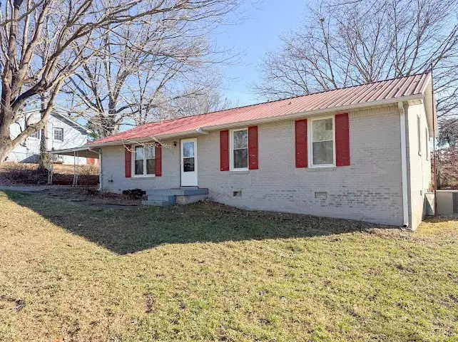 1704 Walnut Ave, Lawrenceburg, TN 38464 - #2