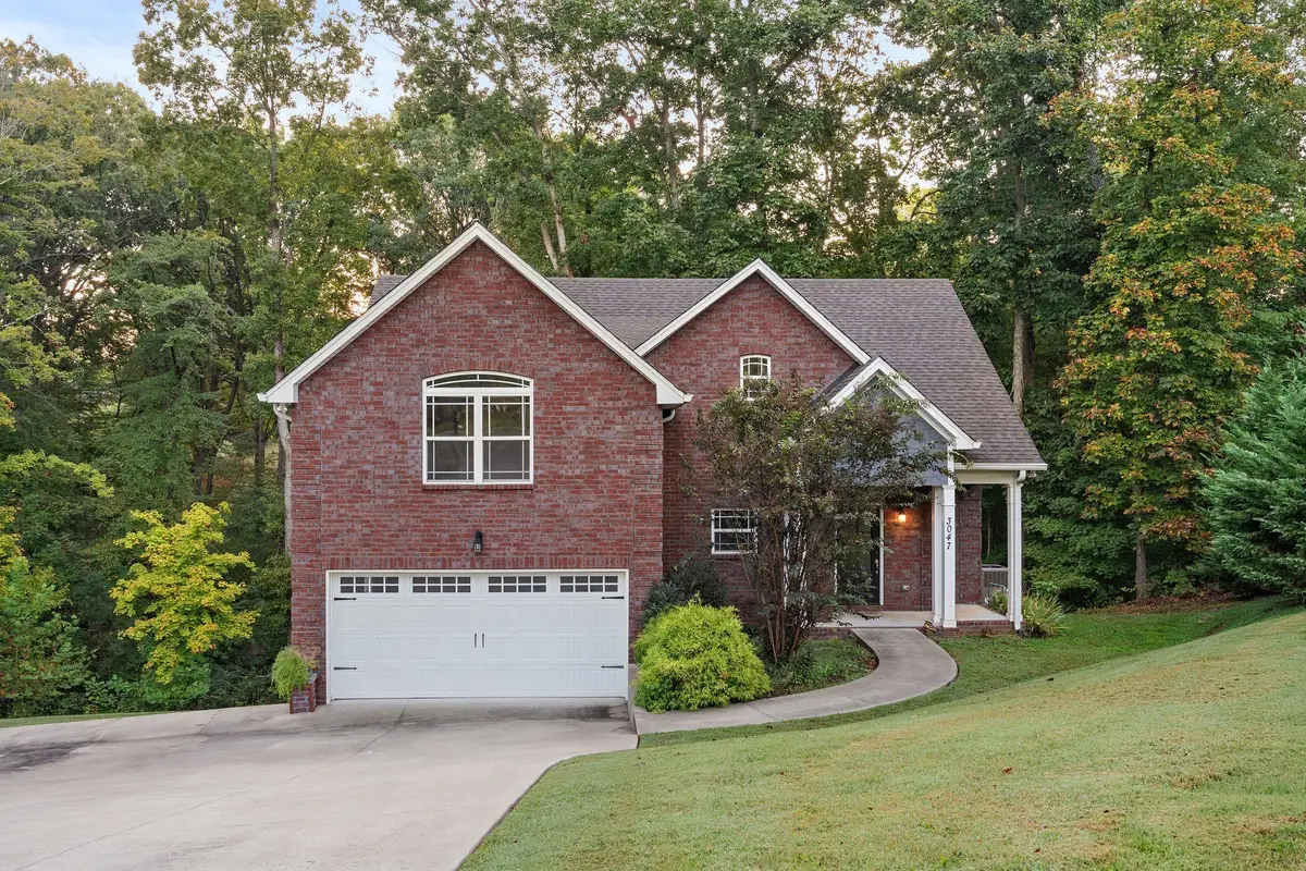 3047 Gracie Ann Dr, Greenbrier, TN 37073 - #1