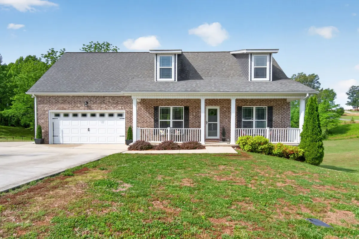 633 Victoria Ln, Sparta, TN 38583 - #1