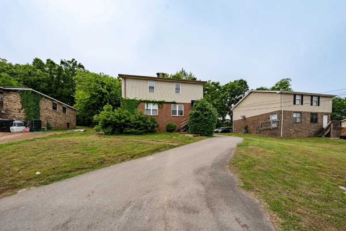 3316 Niagara Dr, Nashville, TN 37214 - #1