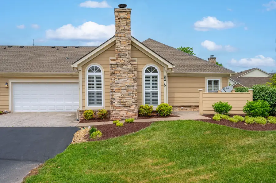 2215 Bridgeway St, Murfreesboro, TN 37128 - #2