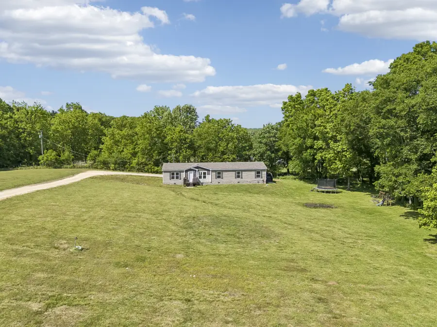 8079 Golf Club Rd, Mount Pleasant, TN 38474 - #2