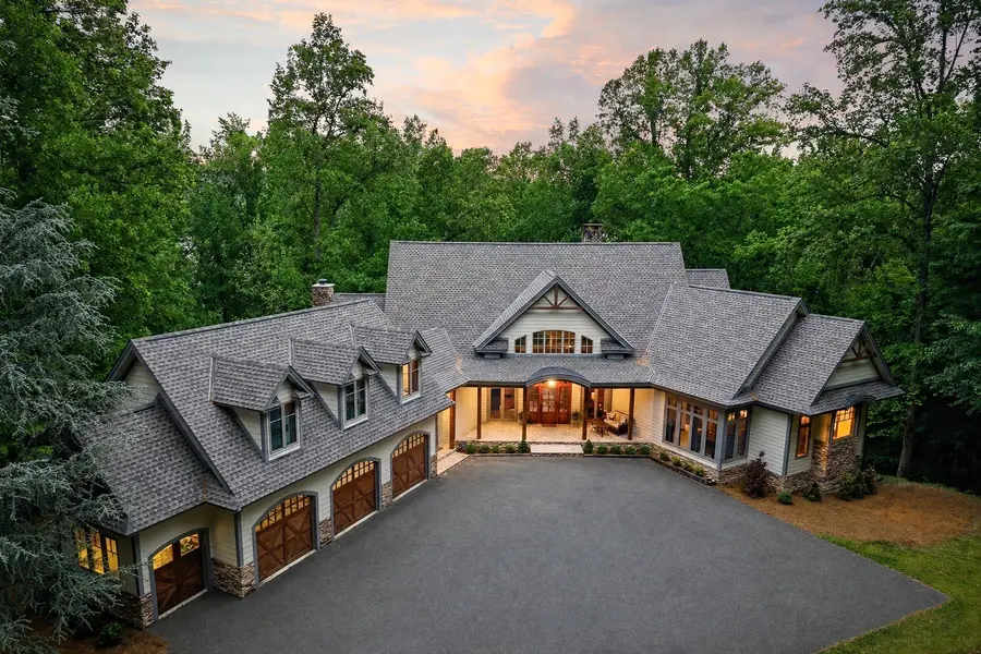 2304 Backbone Rd, Sparta, TN 38583 - #2