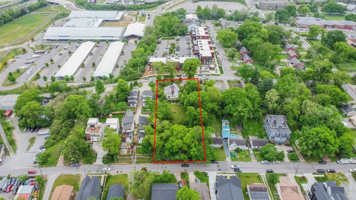 430 Wingrove St, Nashville, TN 37203 - #1