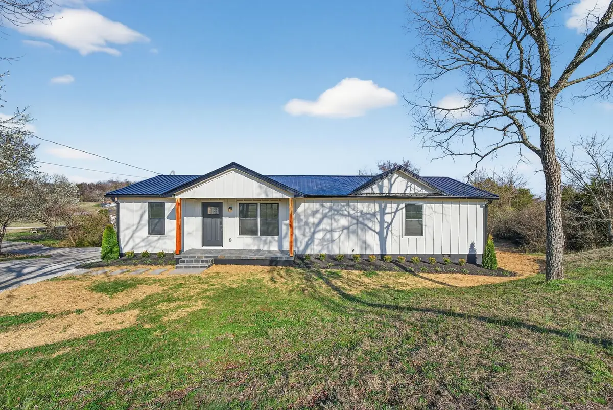 243 Curd Rd, Mount Juliet, TN 37122 - #1