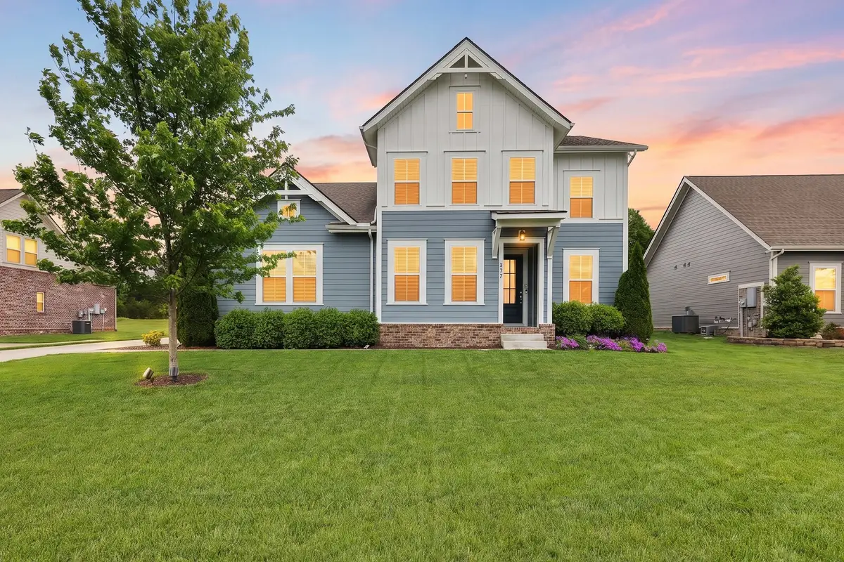 517 Oakvale Ln, Mount Juliet, TN 37122 - #1
