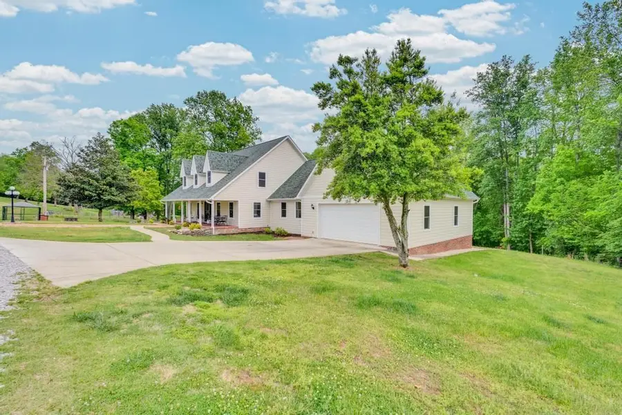 2193 Tollisontown Rd, Sparta, TN 38583 - #2
