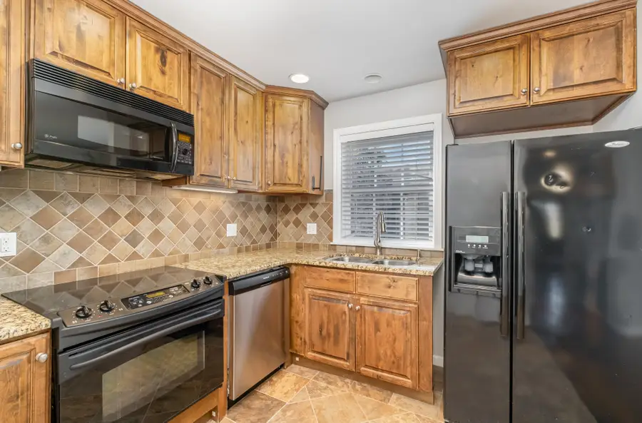 428 Plantation Ct, Nashville, TN 37221 - #3