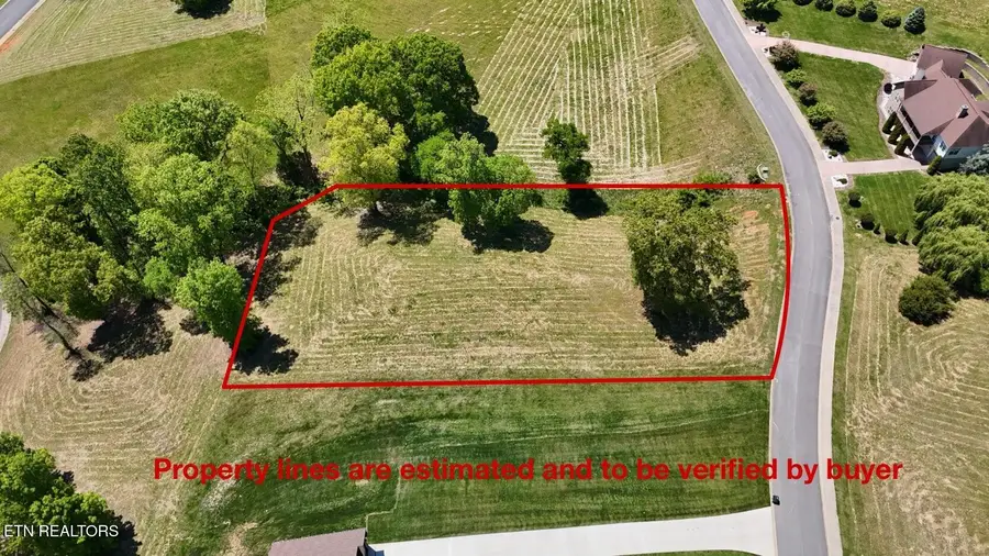 2414 Starboard Crest Rd, Morristown, TN 37814 - #2