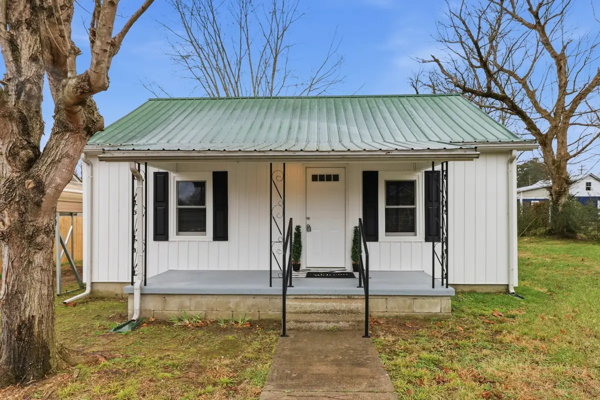 612 Maple St, Manchester, TN 37355 - #1