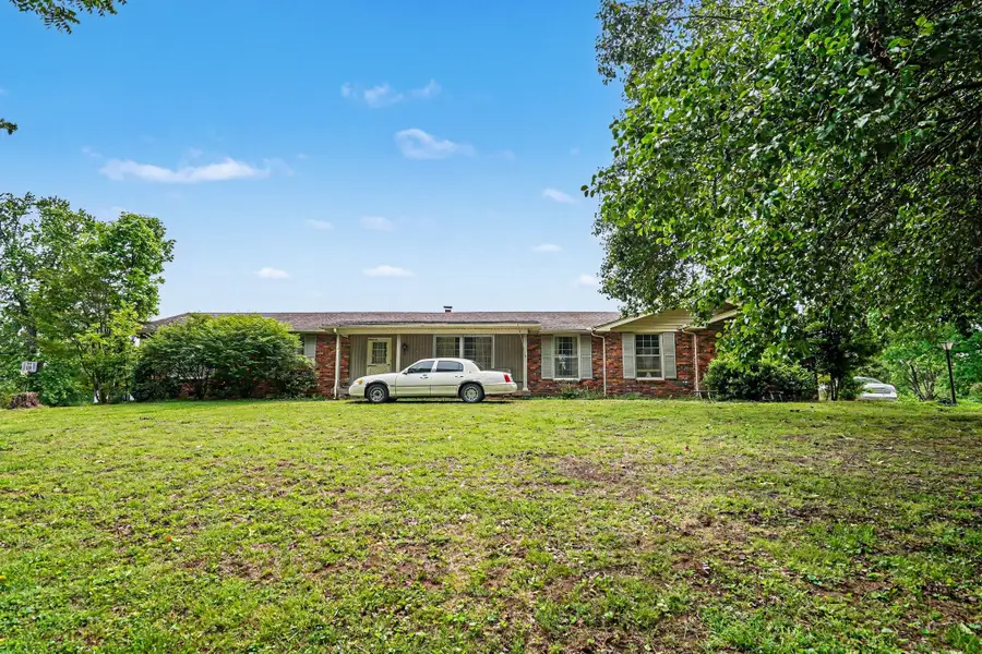 429 Menees Ln, Madison, TN 37115 - #3