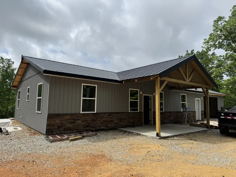 93 Wyatt Lane, Linden, TN 37096 - #2