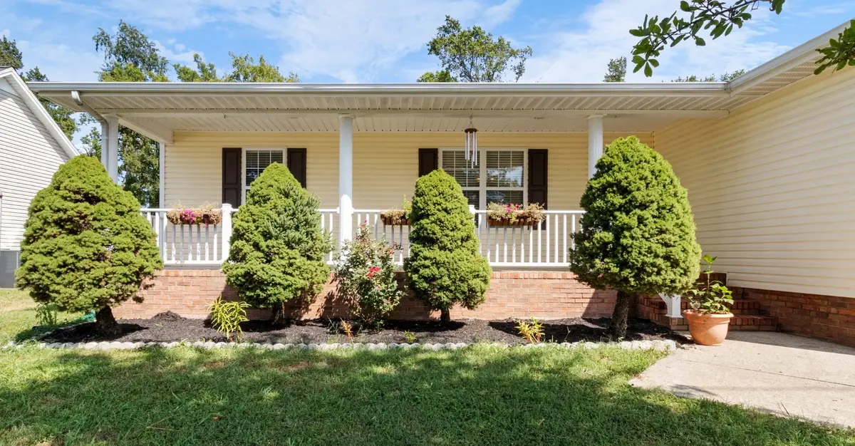 1033 Sivley Rd, Hopkinsville, KY 42240 - #1