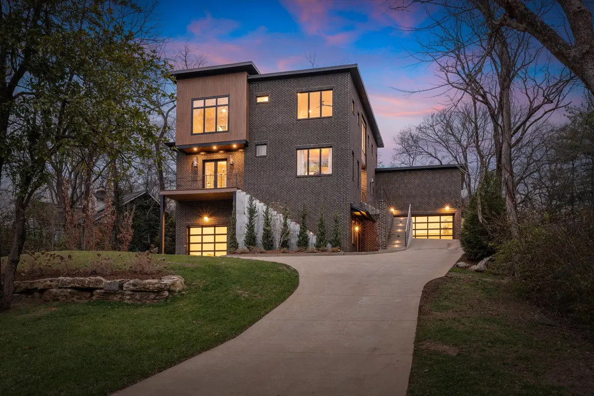 822 Sutton Hill Rd, Nashville, TN 37204 - #1