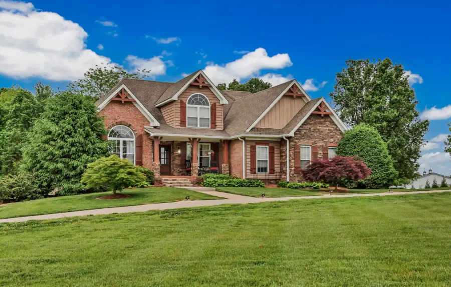 900 Mcclure Rd, Clarksville, TN 37040 - #2